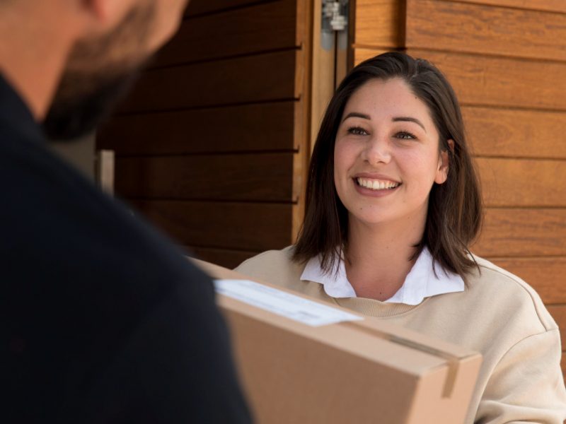 InPost se consolida en España y Portugal como empresa de paquetería con su estrategia de envíos a no domicilio