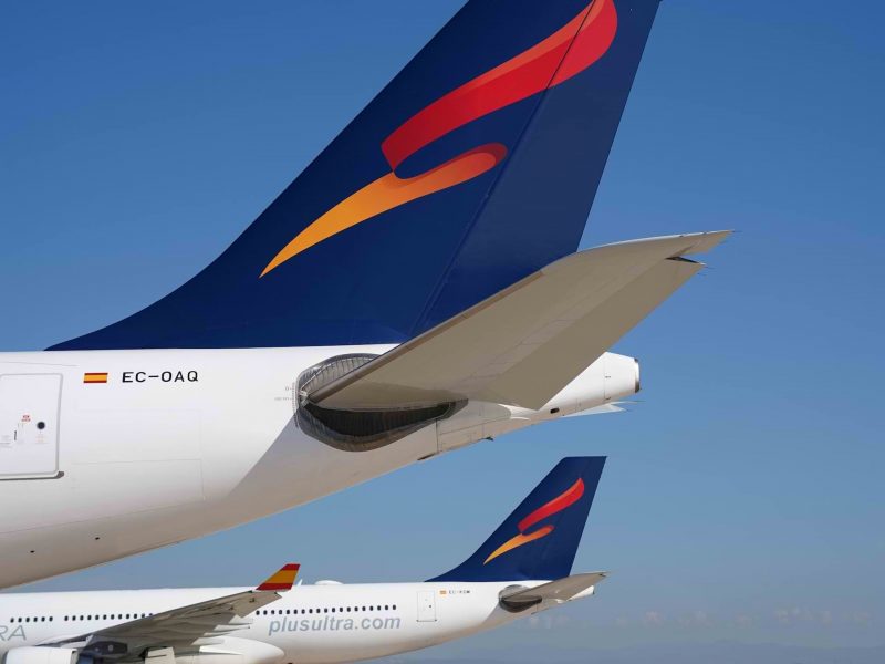 Plus Ultra Líneas Aéreas refuerza su papel en Fitur 2025