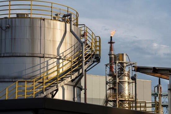 Jomadi hidrocarburos consolida su flota de bienes industriales (FBI) al servicio de la logística farmacéutica