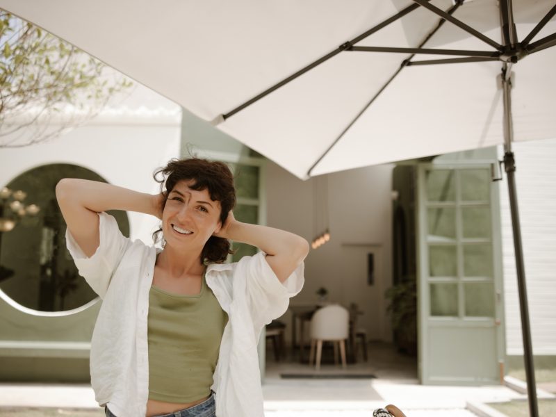 Ahorro energético y toldos: Reduce hasta un 30% tu factura de aire acondicionado