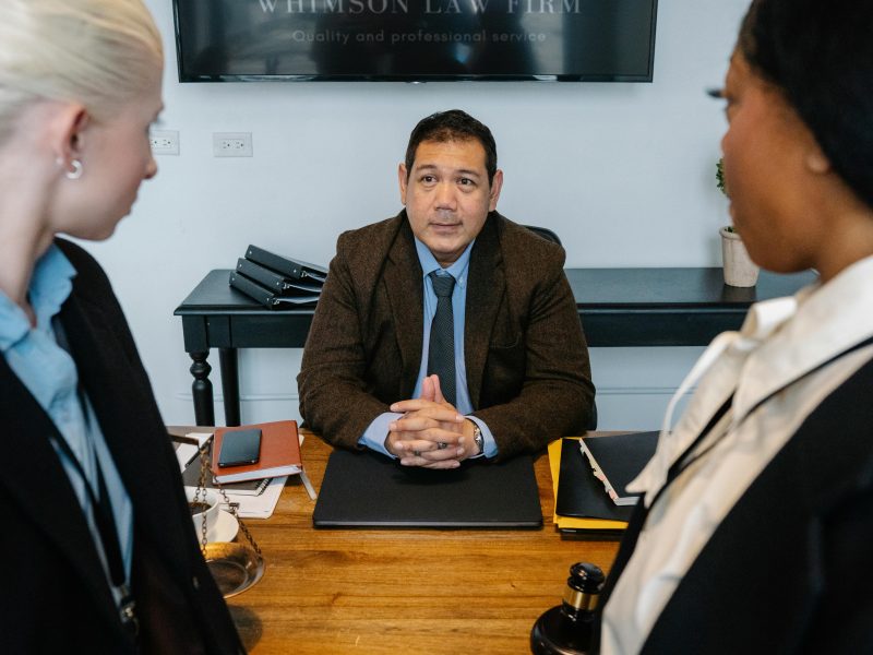 Estrategias de defensa frente a delitos patrimoniales y societarios